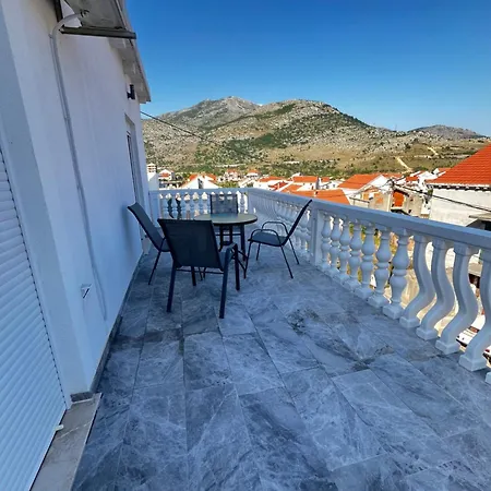 Twin Appartement Ivanica